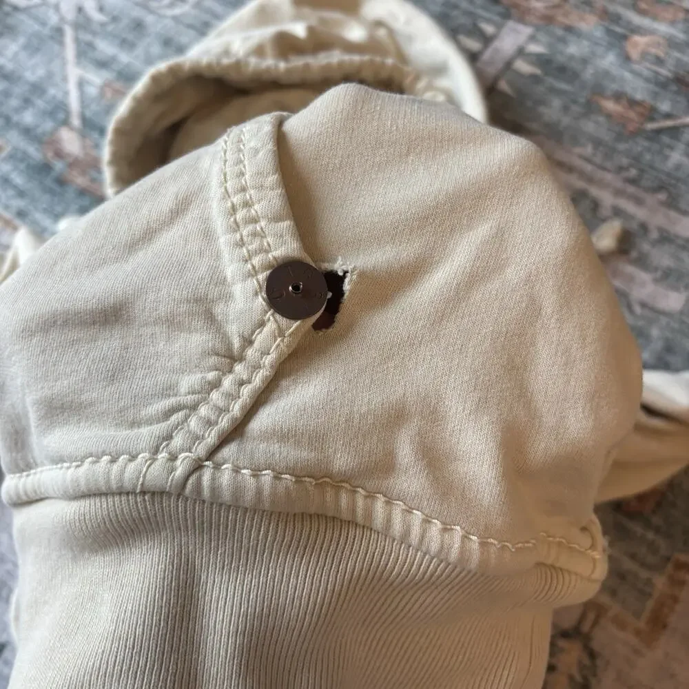 Y2K True Religion M Graphic Print Hoodie Sweatshirt Cream Streetwear Vtg Flaws